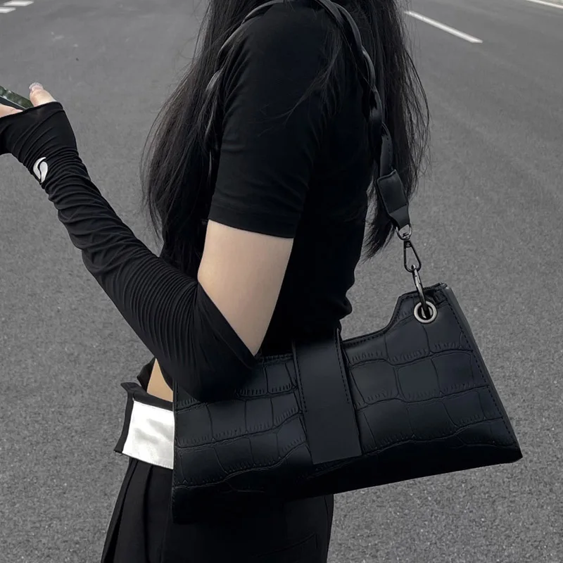 

Women's New Pattern PU Leather Handbag Women Bag 2025 Trend Harajuku Vintage Black Underarm Bag Female Elegant Messenger Bag
