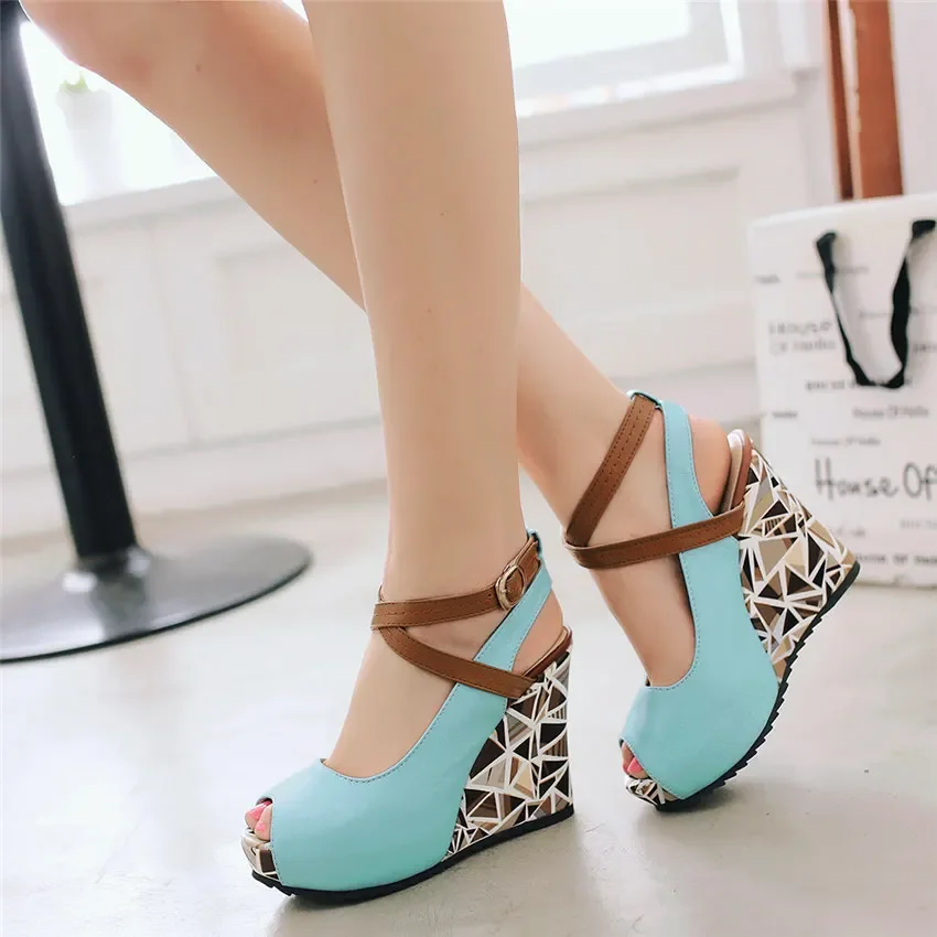 Big Size Sweet Woman Platform Wedge Sandals Pink High Thick Heels Casual Party Summer Cross Ankle Strap Peep Toe Slingback Shoes