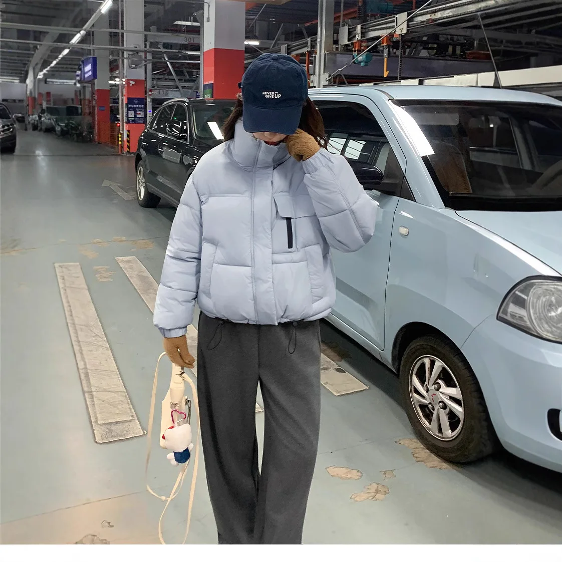 Women Oversize Parkas Jacket Short Coats Solid Drawstring Hem Stand Collar Zipper Thick Straight Office Lady Casual 2025 Winter