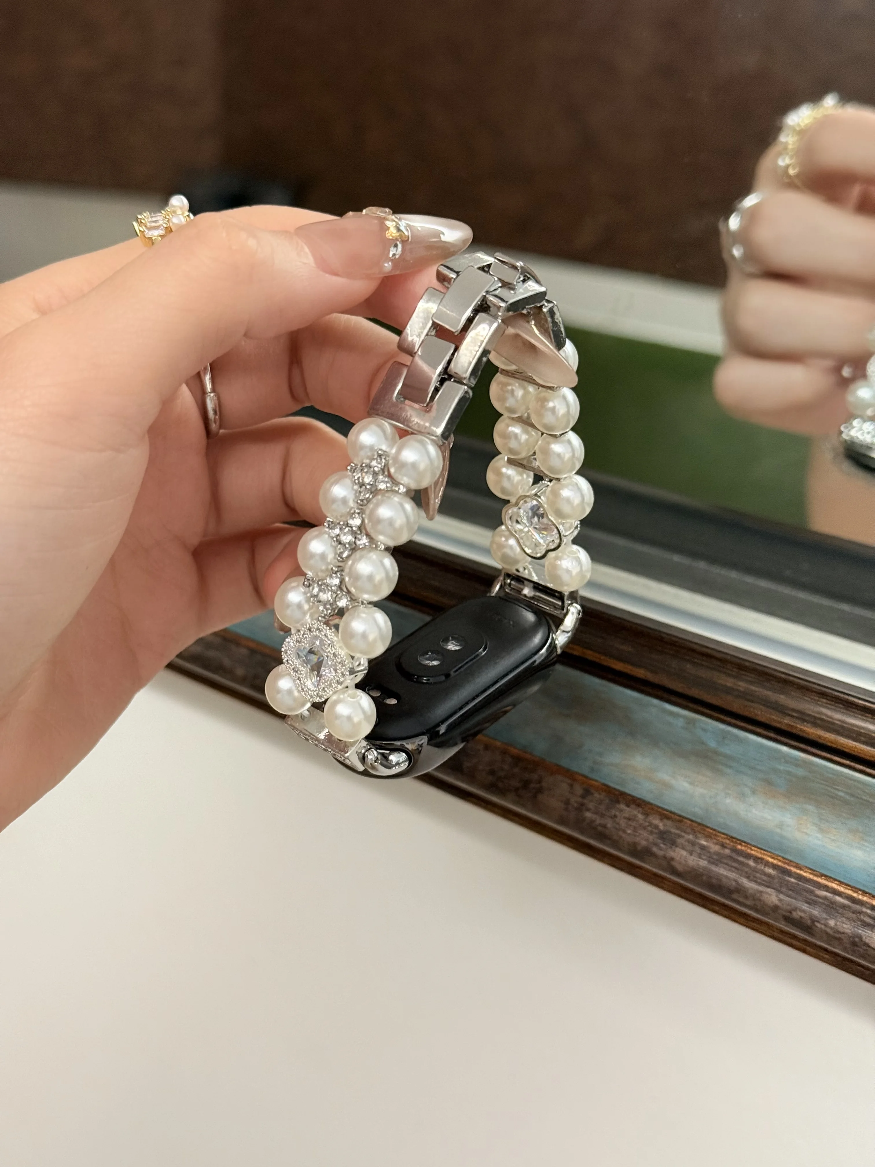 

Double row pearl strap suitable Xiaomi Band 8Pro/9Pro，For Mi band 3/4/5/6/7，8/8NFC/9/9NFC/10/10NFC，For Redmi Watch5/4