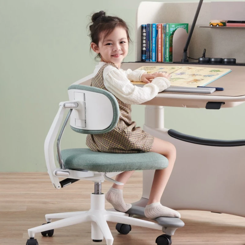 

Children learn to sit on the chair, the spine protector growth seat can be raised and lowered