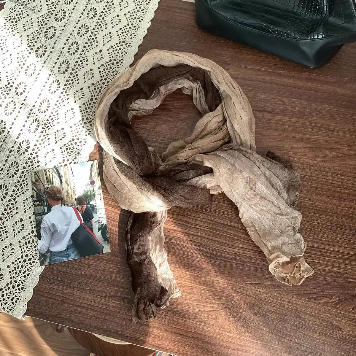 여성용 그라데이션 컬러 린넨 스카프 여행 주름 히잡 스카프 린넨 스트라이프 스카프 얇은 숄 부드러운 숄 여성 랩 숄