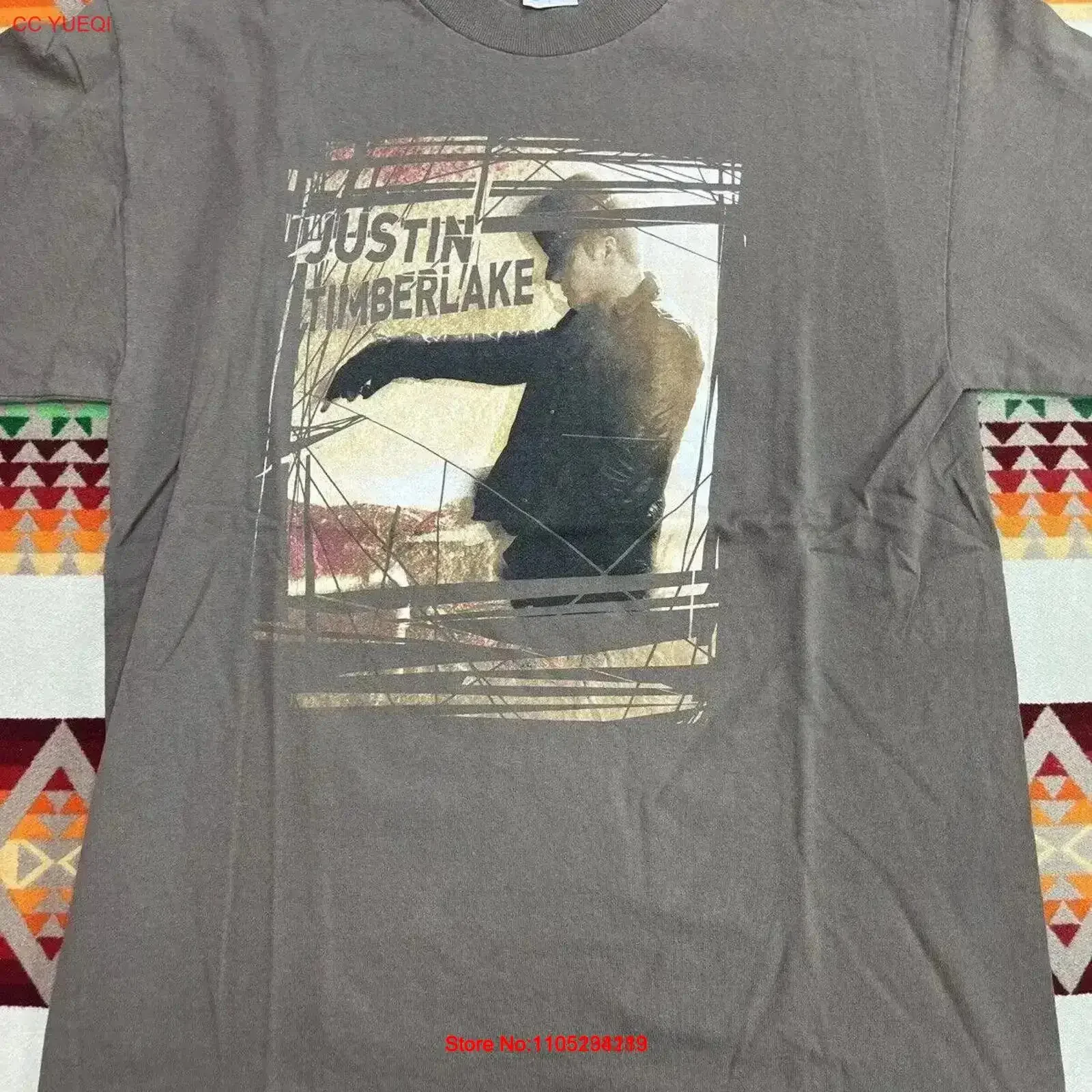 Vintage Justin Timberlake Tour T Shirt Sz L 2003 Washed Stylish graphic fashion streetwear Casual Stretched Slightly vintage