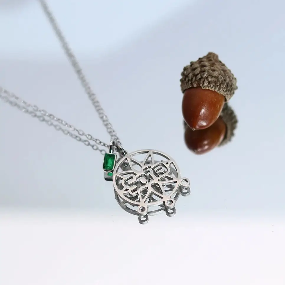 

Ожерелье-компас с именной гравировкой Todorova, из нержавеющей стали, винтажное, в стиле рок/хип-хоп, ювелирное украшение, подарок для мужчин и мальчиков на выпускной