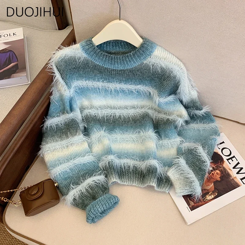 DUOJIHUI Green Classic Striped Simple Casual Female Pullovers Winter Basic O-neck Fashion Contrast Color Sweater Women Pullovers