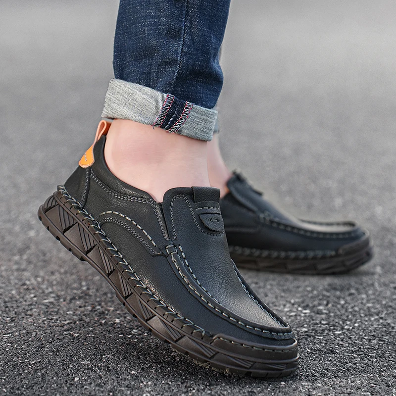 Sapatos de couro feitos à mão para homens, sapato redondo, estilo confortável e versátil, loafer de negócios e lazer ao ar livre