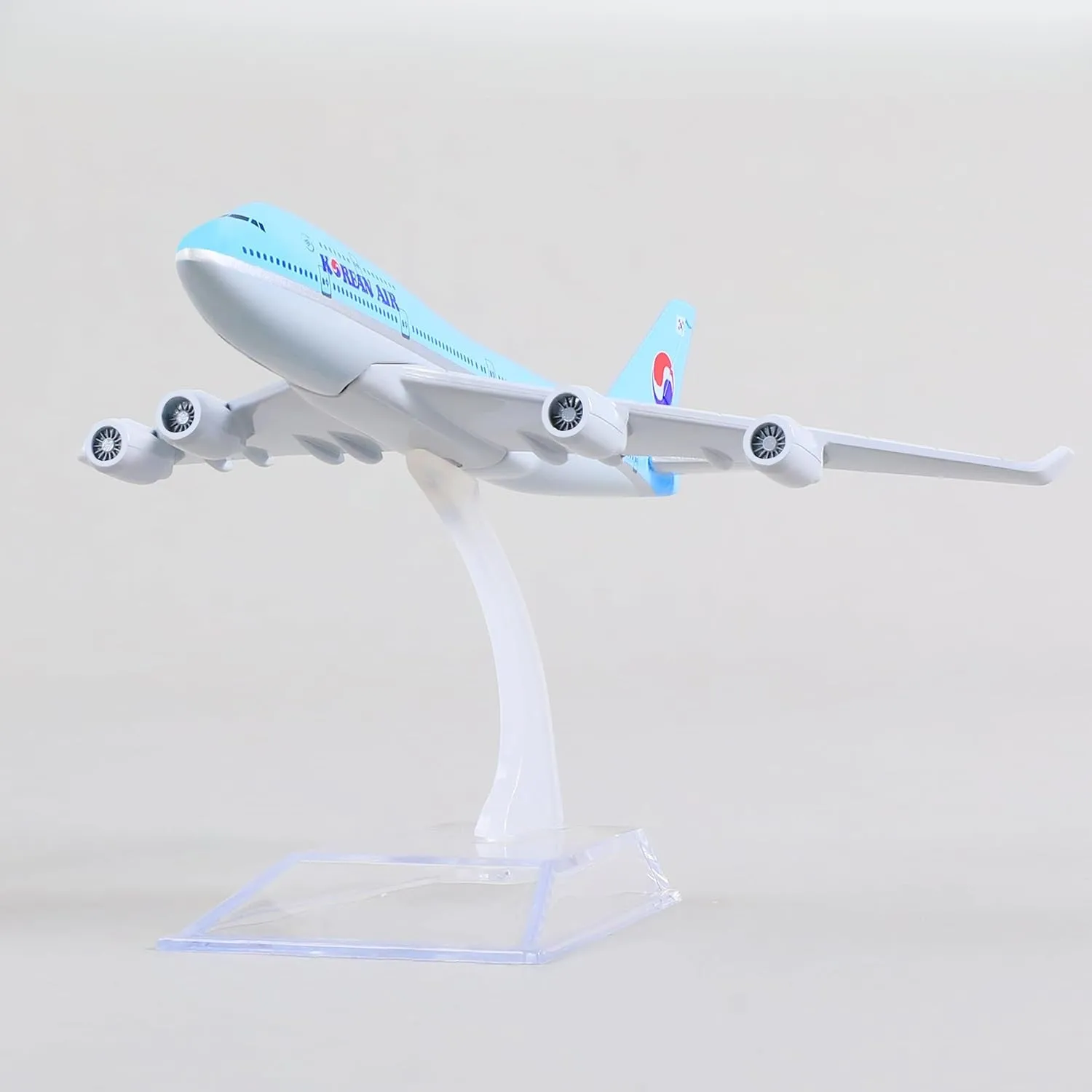 

1/400 scale Korean B747 Diecast Metal Airplane Model with Stand airplane wheel toy for Aviation Enthusiasts Gift or Child toy