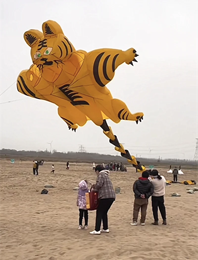 Il trasporto libero 12 m grande tigre aquilone volare aquiloni morbidi per adulti giocattoli all'aperto sport su maymunu atan tabanca manica a vento potenza aquilone