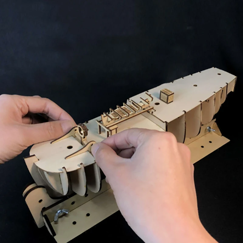 

Ancient Ship Replication Implement, Ship Body Fixer, Dockyard DIY Clip Securing Slipway Clamping Gadget for Smoother Hulls.