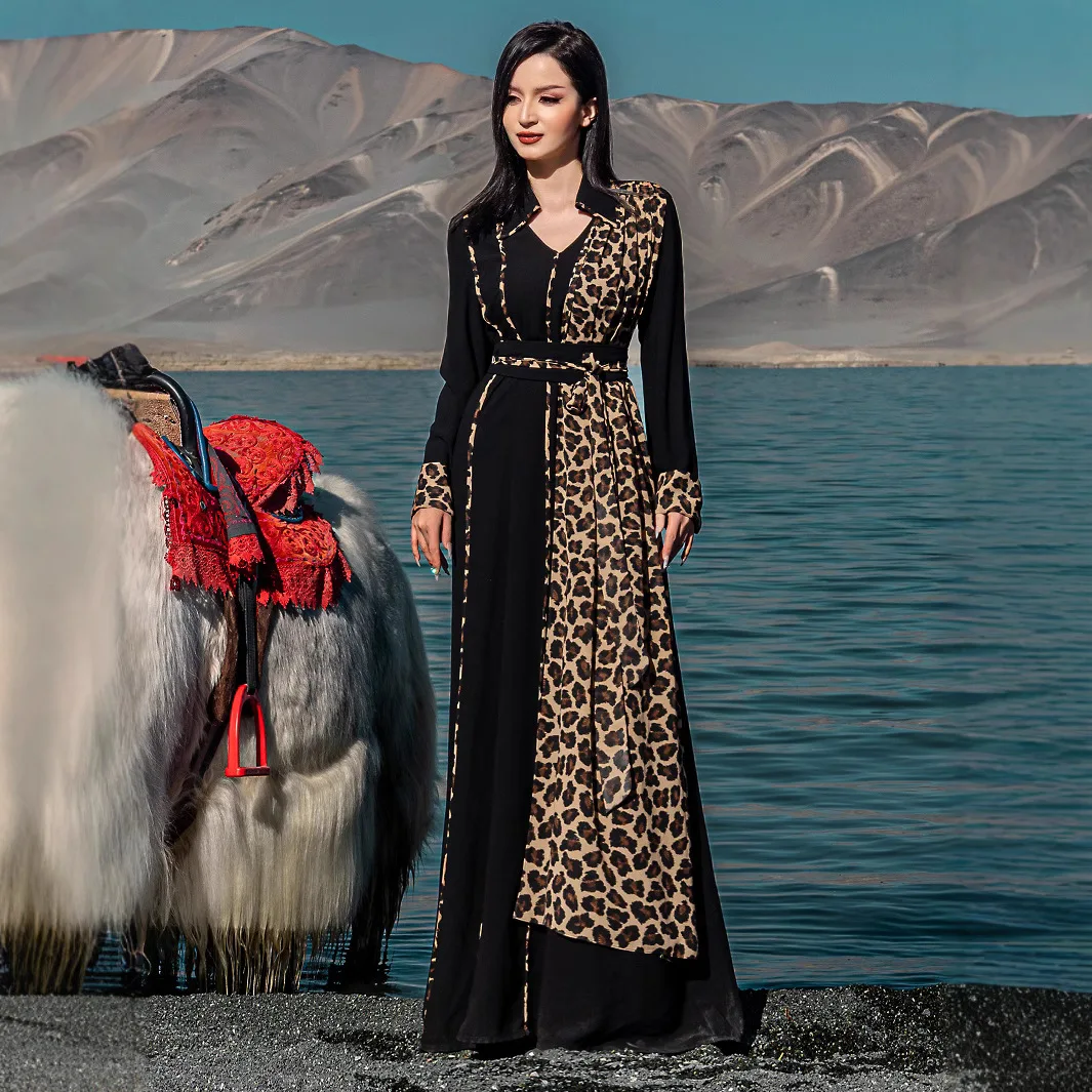 

2025 мусульманская новая мода на Ближнем Востоке, женская повседневная модная свободная одежда с леопардовым принтом и квадратным вырезом, элегантная женская одежда из Абая