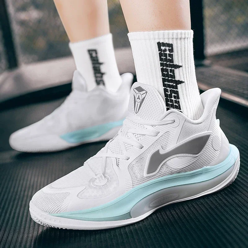 

Men 2024 New Youth Sports Students Professional Breathable Non-slip Sports Footwear Shock-absorbing Combat Basketball Shoes