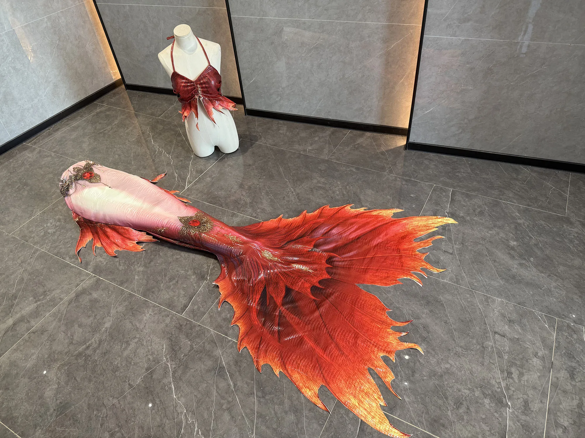 

Original Crimson Flame Mermaid Tail Hot Stamped Mermaid Tail Diving Aquarium Showdown Dress Beach Mermaid Diving Shooting