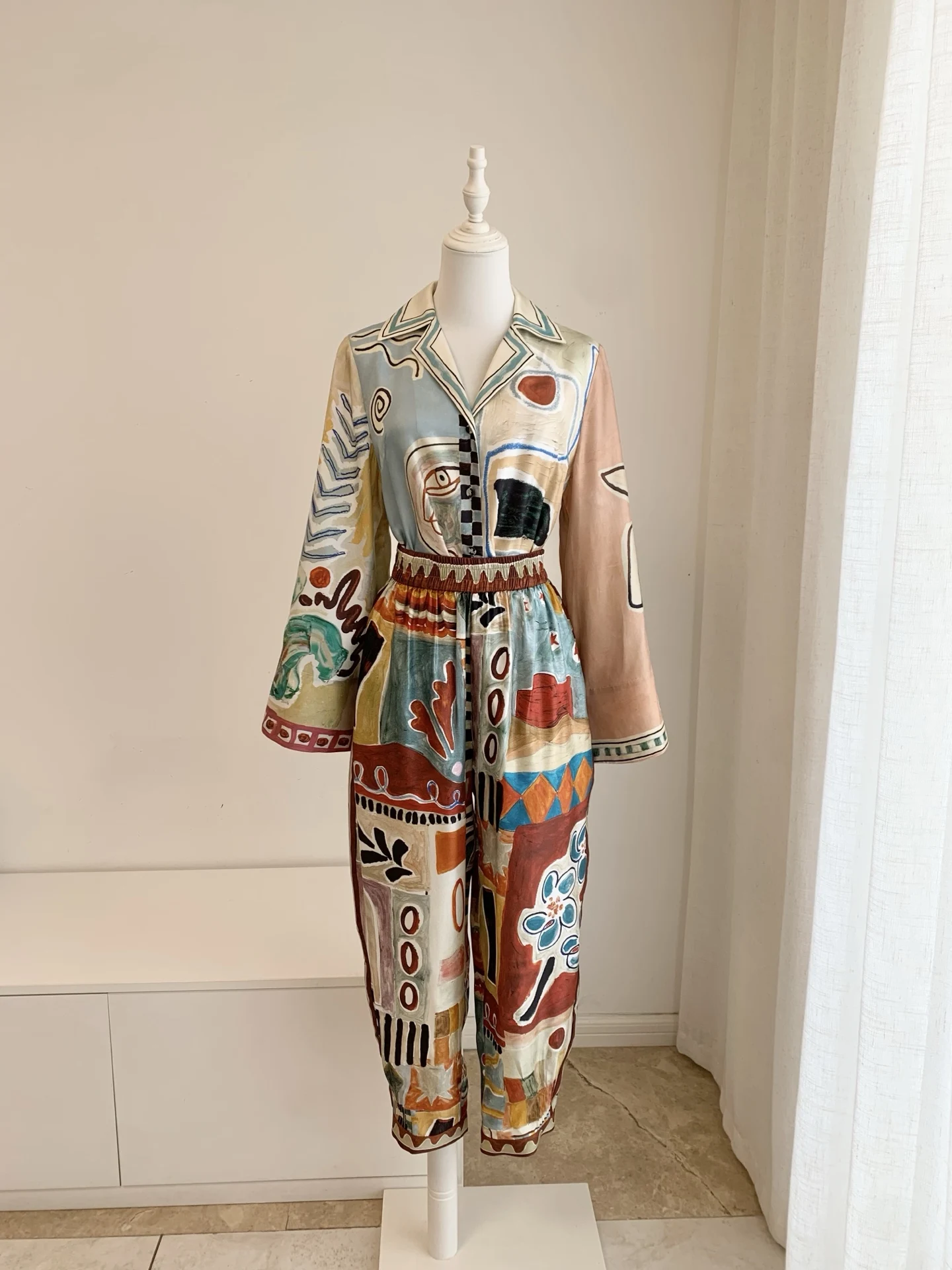 Women 100% Silk Cartoon Print Single Breasted Long Sleeve Blouse Or Ankle-Length Pants