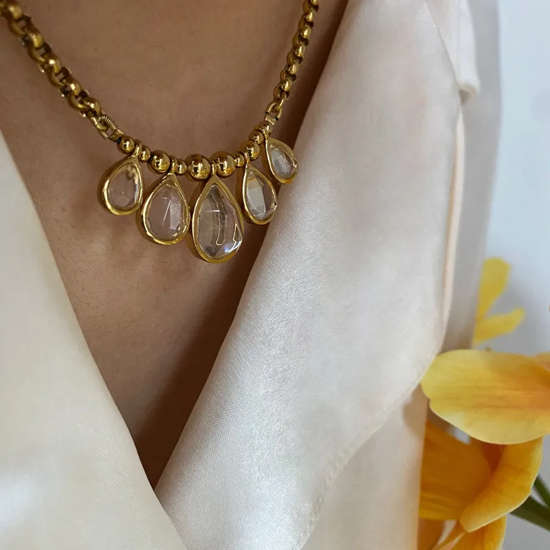 

2026 Fashion Europe Designer Crystal Necklace Water Droplet Gold Chain Woman Luxury Jewelry Trend