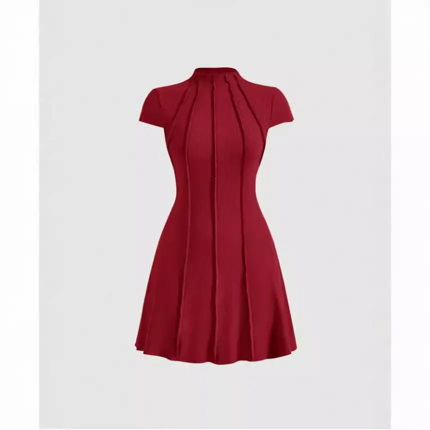 Europäischer und amerikanischer Modetrend, schmale Passform, sexy Kleid, Rundhalsausschnitt, kurzärmeliger Pullover, kleiner gestreifter kurzer Rock für Damen