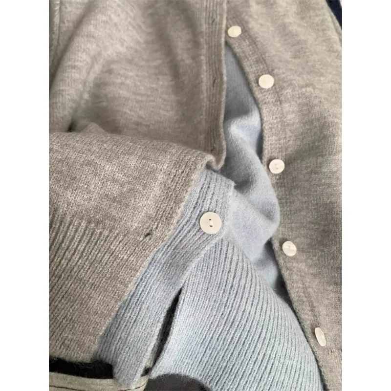 Coreano chique emenda cor contrastante falso de duas peças cinza malha cardigan jaqueta feminina outono camisola topo