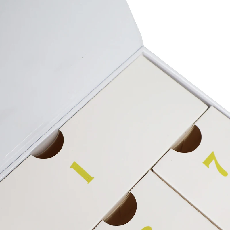 Customization.Custom 7-Day Advent Calendar Rigid Box Recycled Grey Board Material with Stamping for Jewelry Perfume or Watch Pap