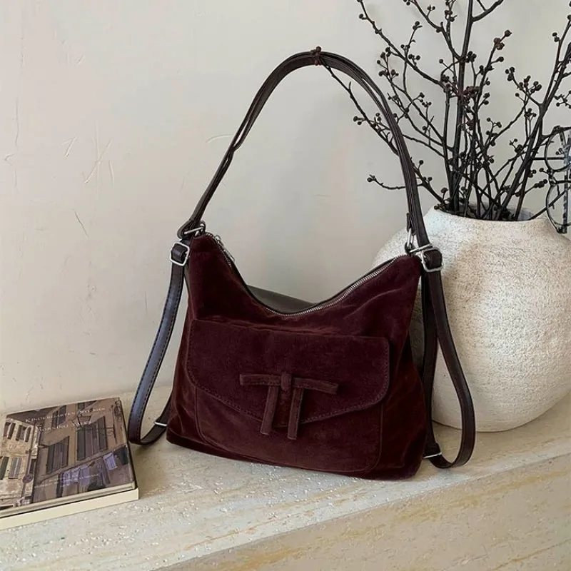 

Trendy Y2K Maillard Bag Quilted Texture Micro Shape Underarm Bag Adjustable Campus Style Cute