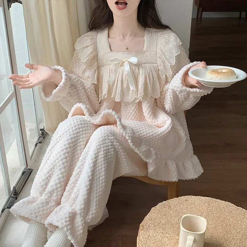 New Pajama Woman's New Fleece Thick Loungewear Coral Fleece Solid Color Sleepwear Simple Sweet Princess Style Homewear Set