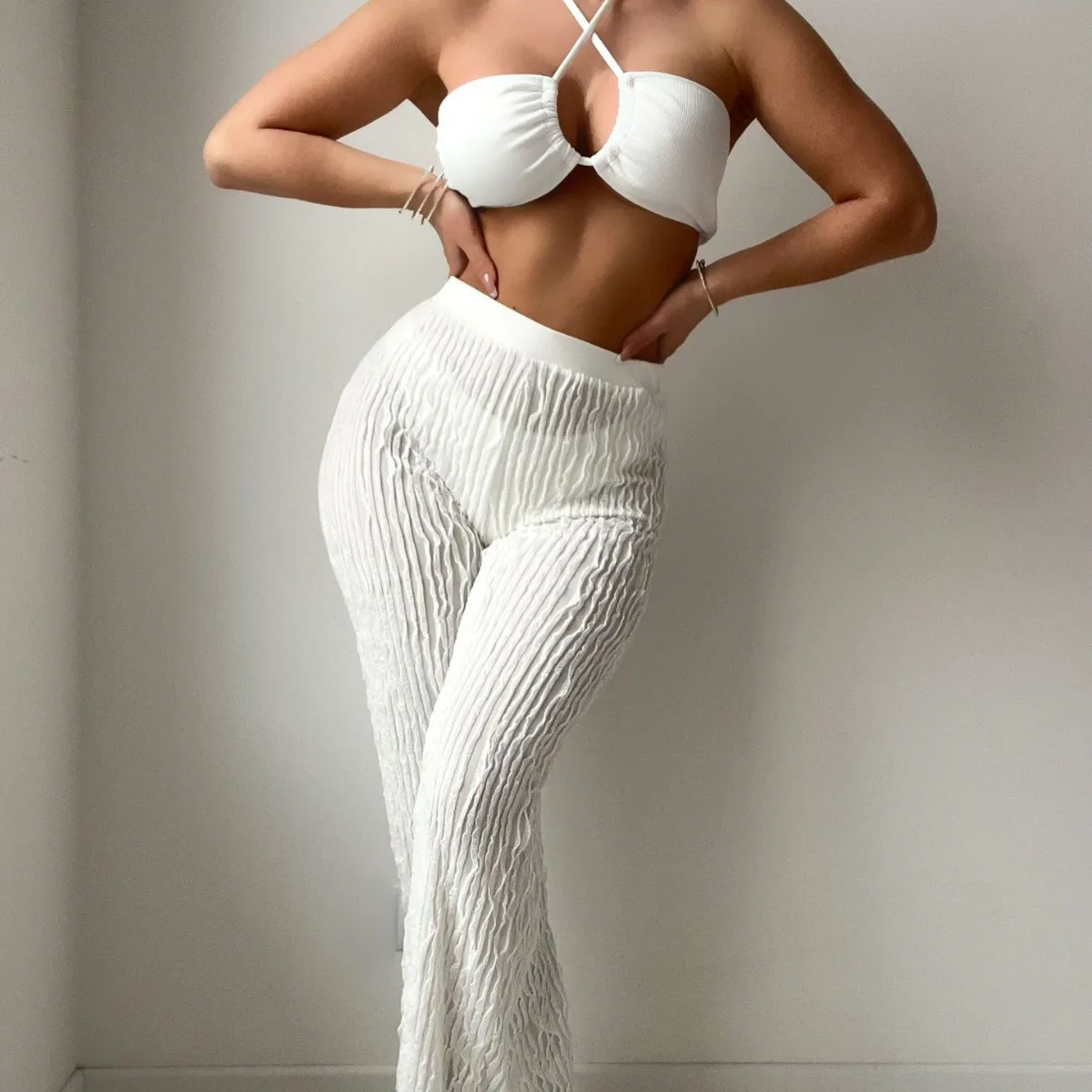 

European and American New Solid Color Threaded Fabric Neck-hanging Bikini Trousers Three-piece Sexy Swimsuit 2435