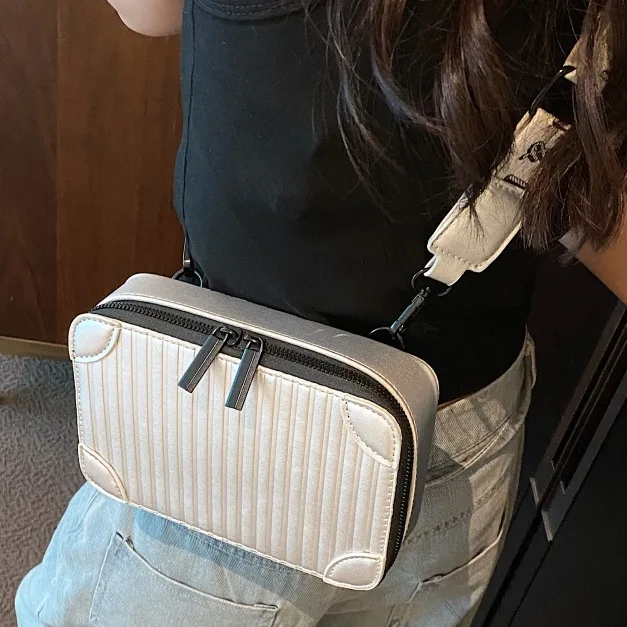 Box Bag Trendy Design Shoulder Bag Mini Square Bag for Women 2023 New Crossbody Bag Casual All-match Unisex Wallet Phone Pouch