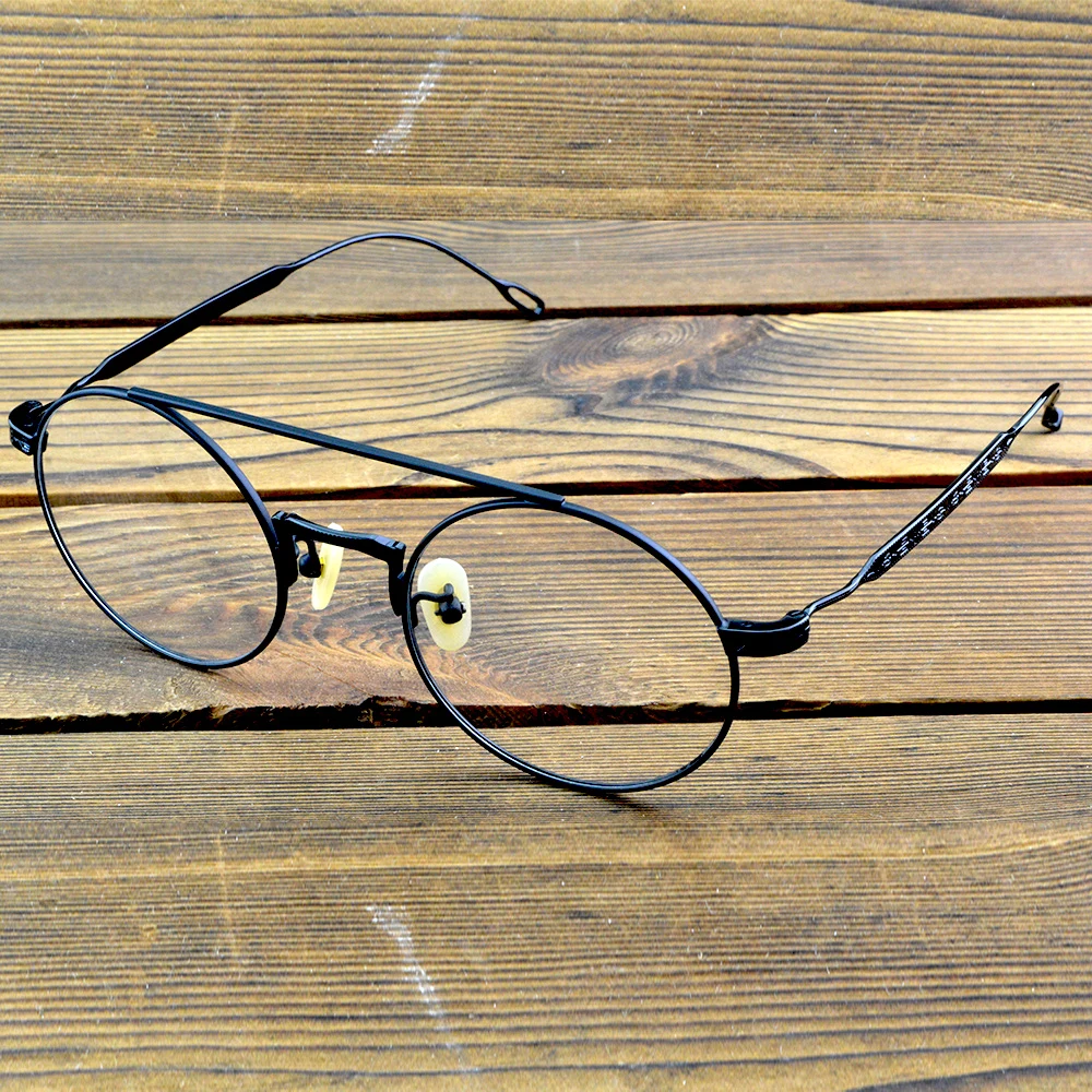 إطار نظارة بصرية مستدير مع جسر مزدوج وخفيف الوزن ومطلي بسبائك التيتانيوم