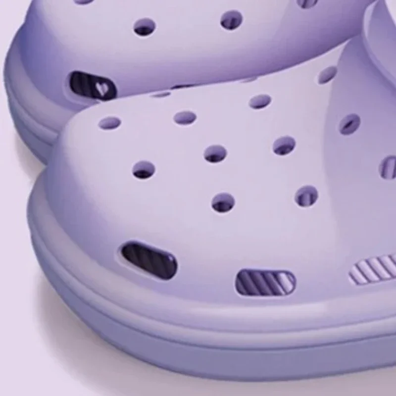 مكافحة زلة موضة العمل الشاطئ باوتو زلق الصنادل Dongdong أحذية المرأة الجديدة العصرية الصيف سميكة وحيد زيادة