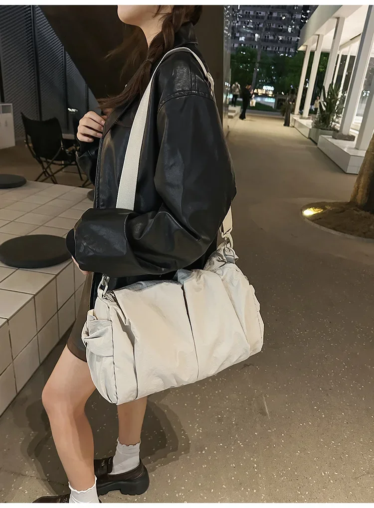 Damentaschen, Nischentaschen, leichte, großvolumige Nylontaschen, vielseitige leichte Umhängetaschen, lässige Messenger-Taschen – Detail 15