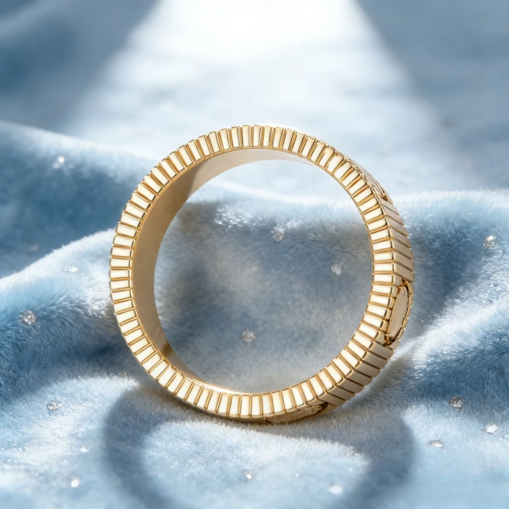 

Модные высококачественные легкие роскошные кольца из розового золота, желтого золота и белого золота 2026, парные кольца для мужчин и женщин