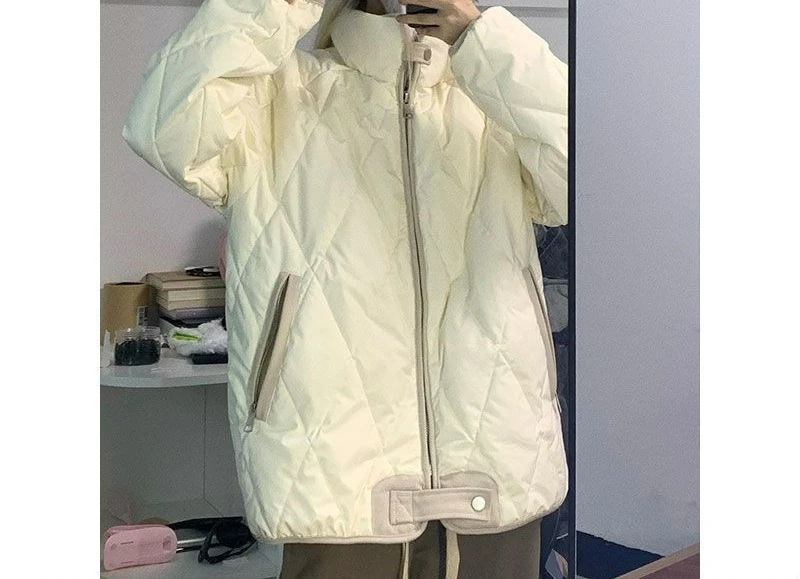 ملابس الخبز قصيرة أسفل الملابس المبطنة بالقطن المرأة 2025 جديد الخريف والشتاء معاطف سميكة سترات مبطنة بالقطن