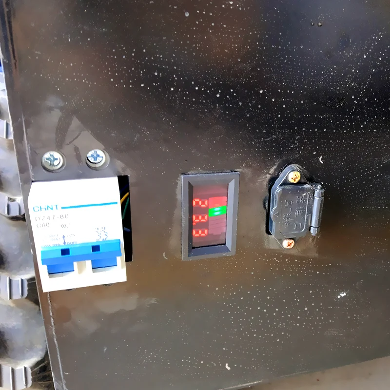 맞춤형 원격 제어 24V 자주식 로봇 잔디 깎는 기계, 과수원 및 정원용 지능형 자동 잔디 절단기