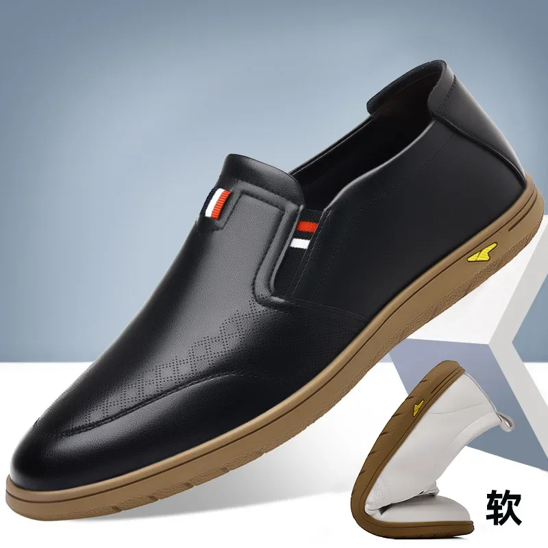 Mocasines transpirables antideslizantes para hombre, zapatos ligeros de cuero, informales, de diseñador, novedad, primavera y otoño