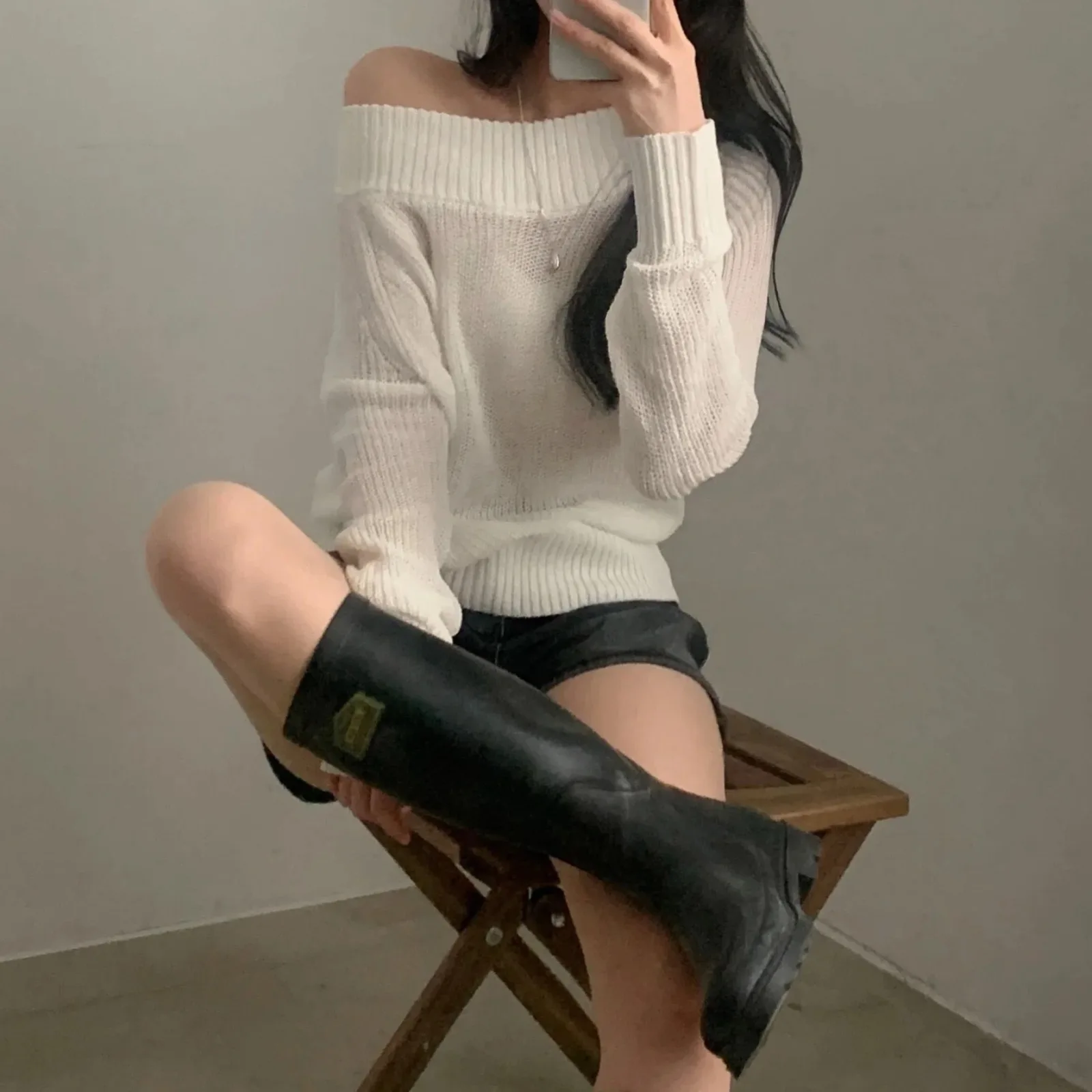 

Korean Style Sexy One Shoulder Loose Long Sleeve Knitted Ice Silk Top Women's Pullover Knitwear Summer Fashion Casual