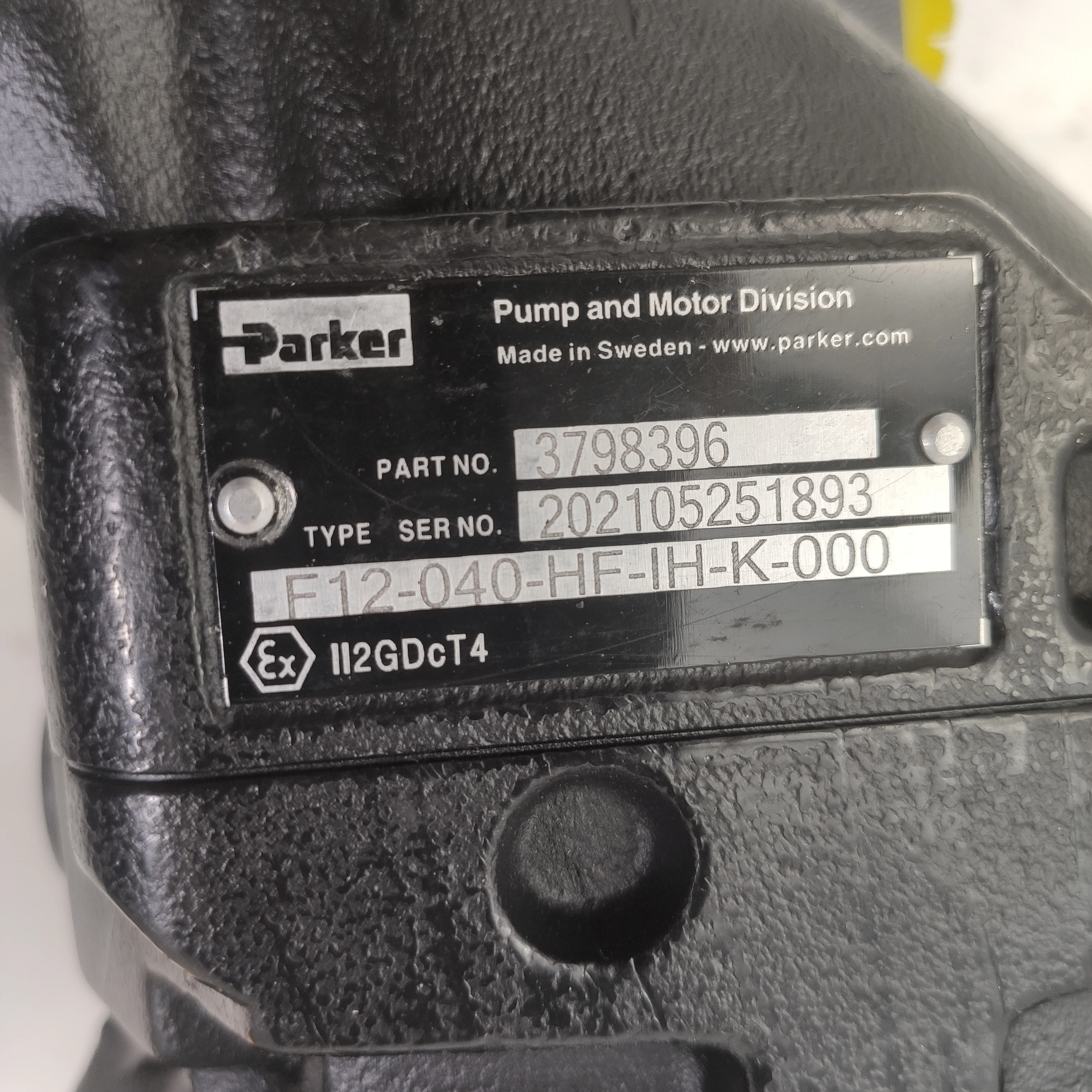 F12-080-MF-CV-C-000-L01-P F12-040-HF-IH-K-000 Parker High Speed Piston Pump F11/F12 F12-080 F12-040 Series Hydraulic Pump