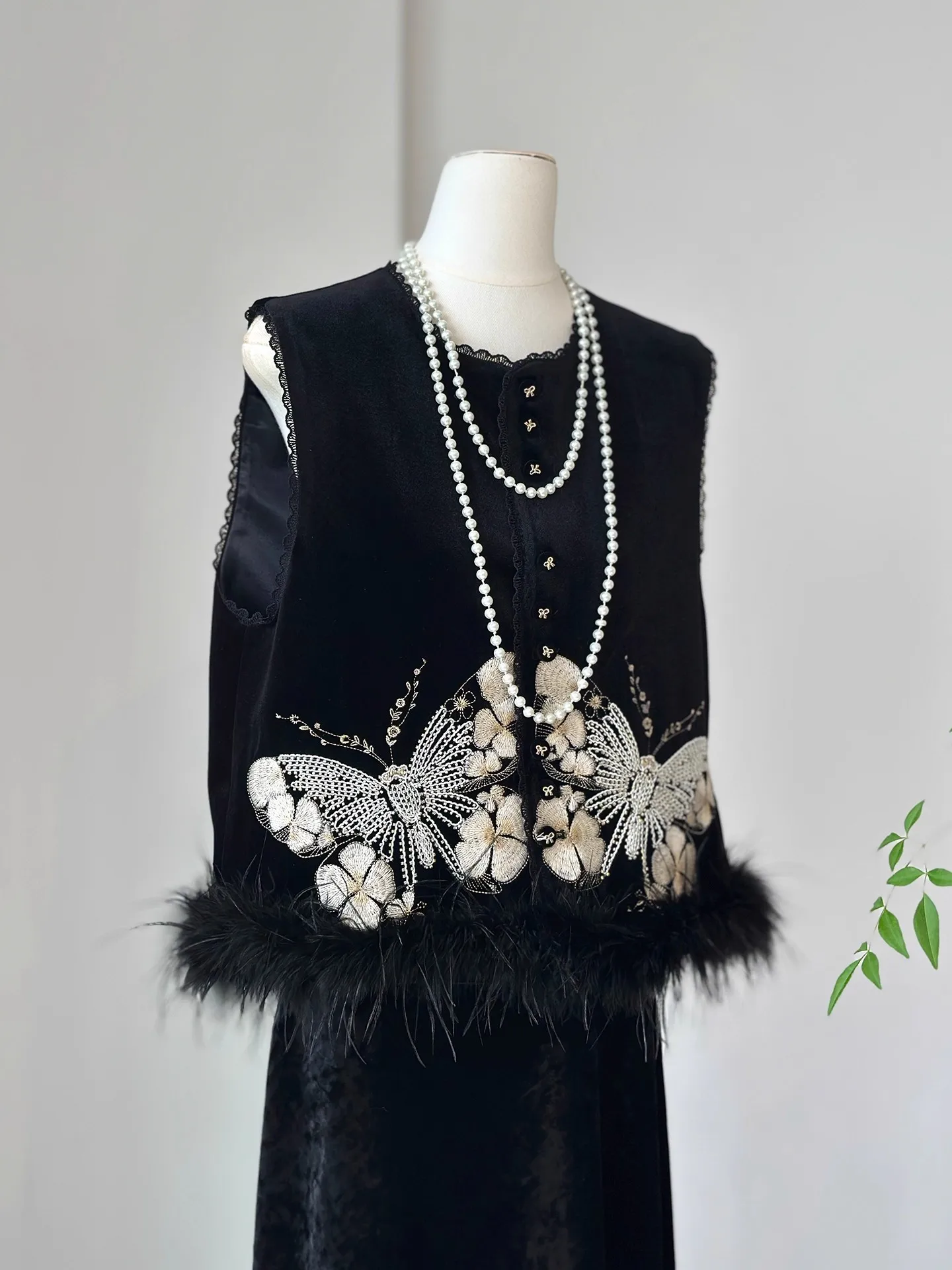 

Retro Chinese Sle Gold Emed Alpaca Wool Blend Cotton Lined Vest Women's Faionable Agel Jaet round Ne No Button