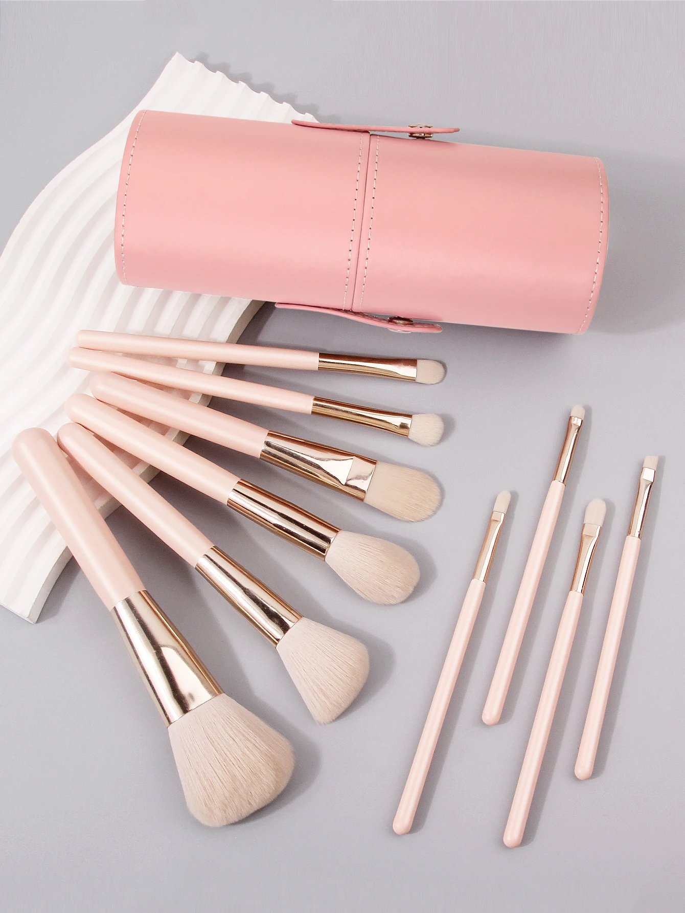 11pcs High-End Professional Makeup Brushes Set with Bucket Blush Powder Eyeshadow Eyebrow Foundation Beauty Makeup Tool Brochas