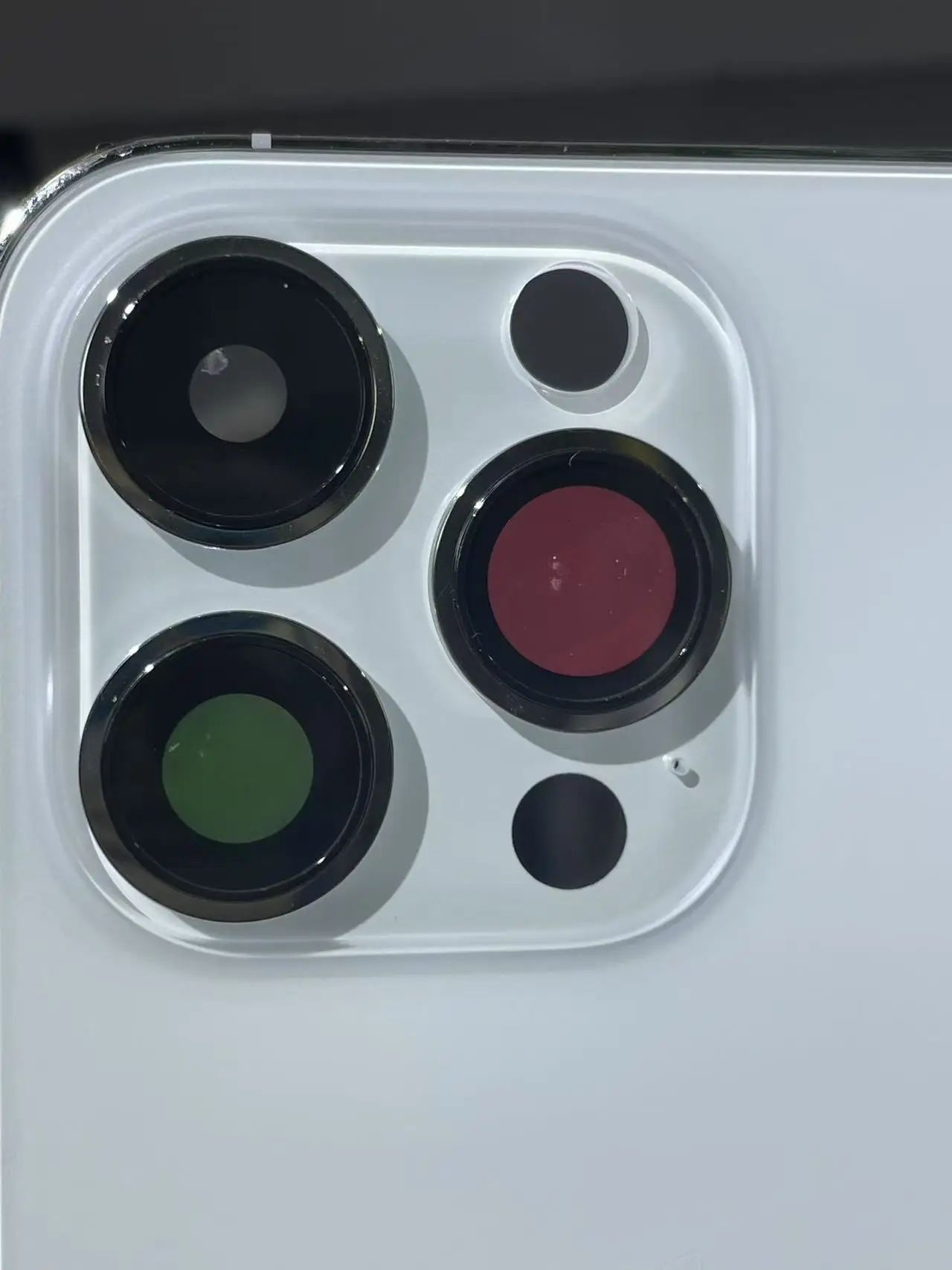 wholesale OEM 14pro housing with together back glass ,with Sapphire lens,with button and sim tray,with mesh and magnet