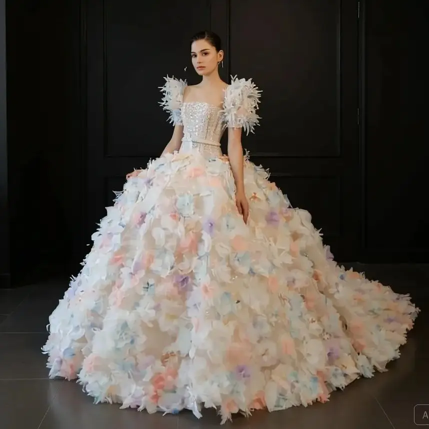

Luxury Princess Wedding Dress A‑Line Ball Gown with Hand‑Made Floral Feather Details Sparkly Beaded Bodice Long Train Custom