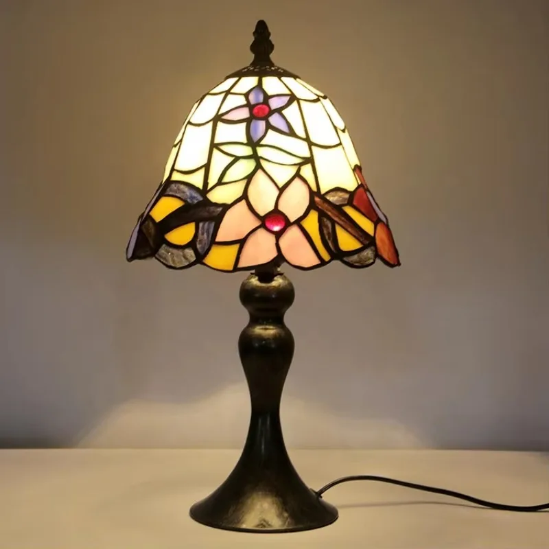 

Style 8 inch pastoral flowers, stained glass desk lamp, American retro bedside, reading lamp bedroom, bedside bar