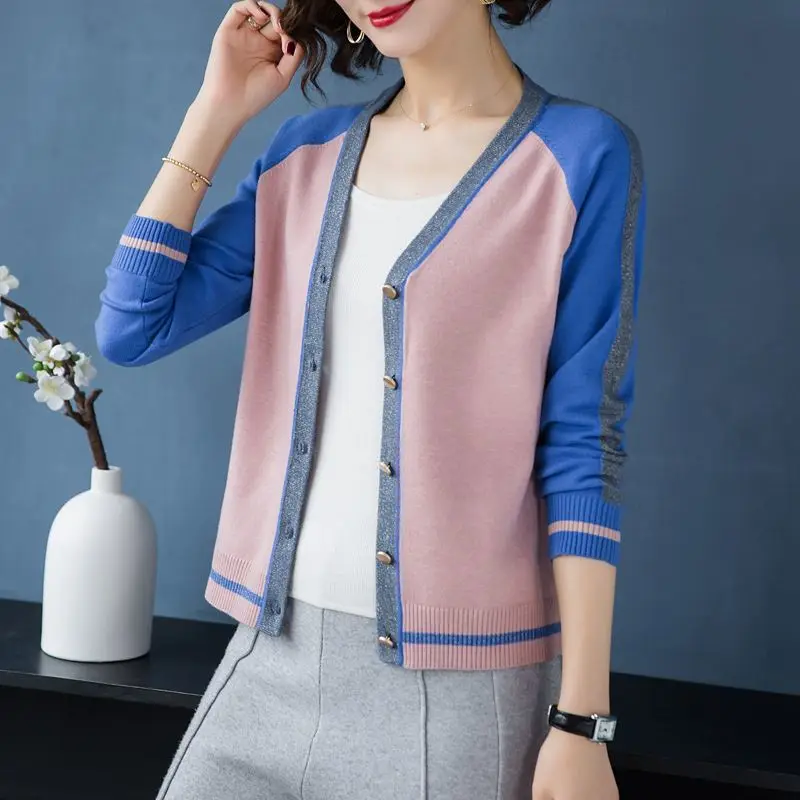 2023 Spring and Autumn New Knitted Cardigan V-neck Thread Short Sleeve Loose Office Lady Comfortable Versatile Female Sweater