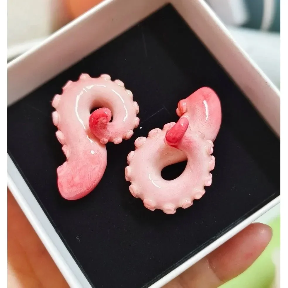 Niche Cthulhu Tentacle Earrings Octopus Leg Design Studs Ear Clips Ear Hooks Gothic Fashion Jewelry