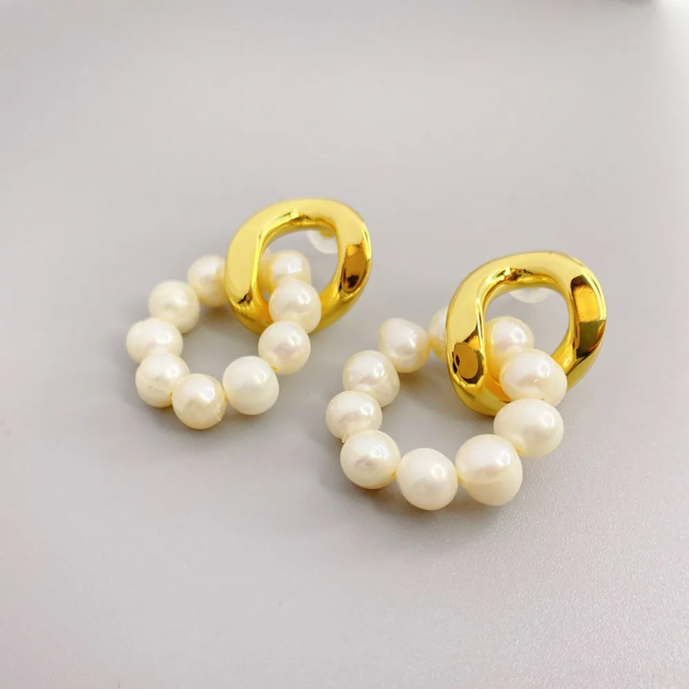 

Ins Style New Fashion Copper Link Chain 925 Sterling Silver Needle Cultured Pearl Circle Earrings for Women Glossy Personalized