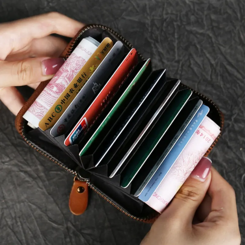 Skórzany mini portfel dla kobiet i mężczyzn z kieszonką na monety, 9 przegródek, wielofunkcyjny portfel na zamek błyskawiczny, kompaktowy organizer na karty i pieniądze.