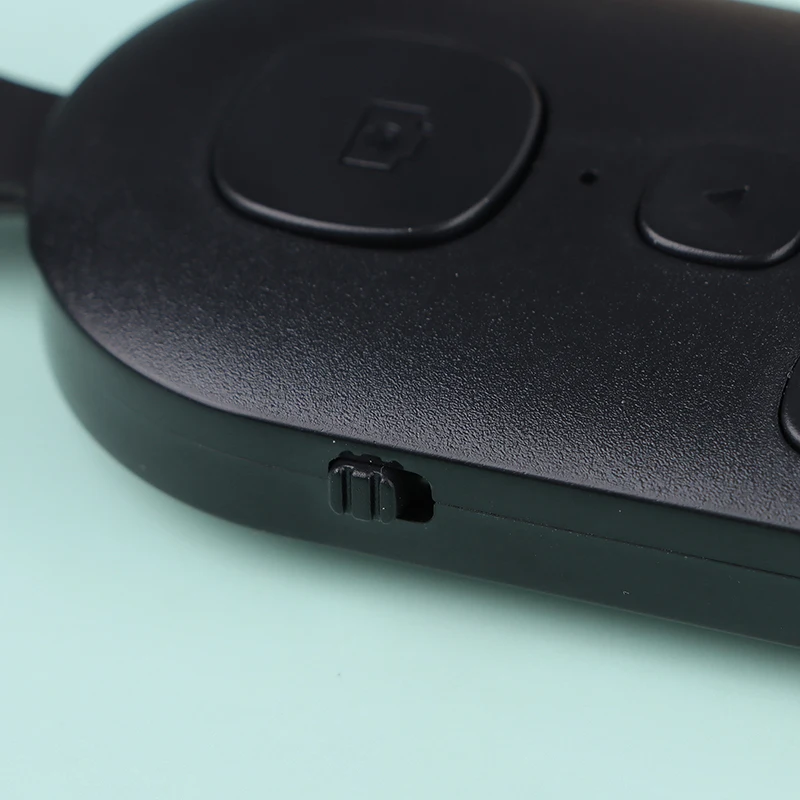 

Wireless Bluetooth Mobile Selfie Lazy Instant Music Remote Control Phone Bluetooth Controller For Video Taking Page Turning