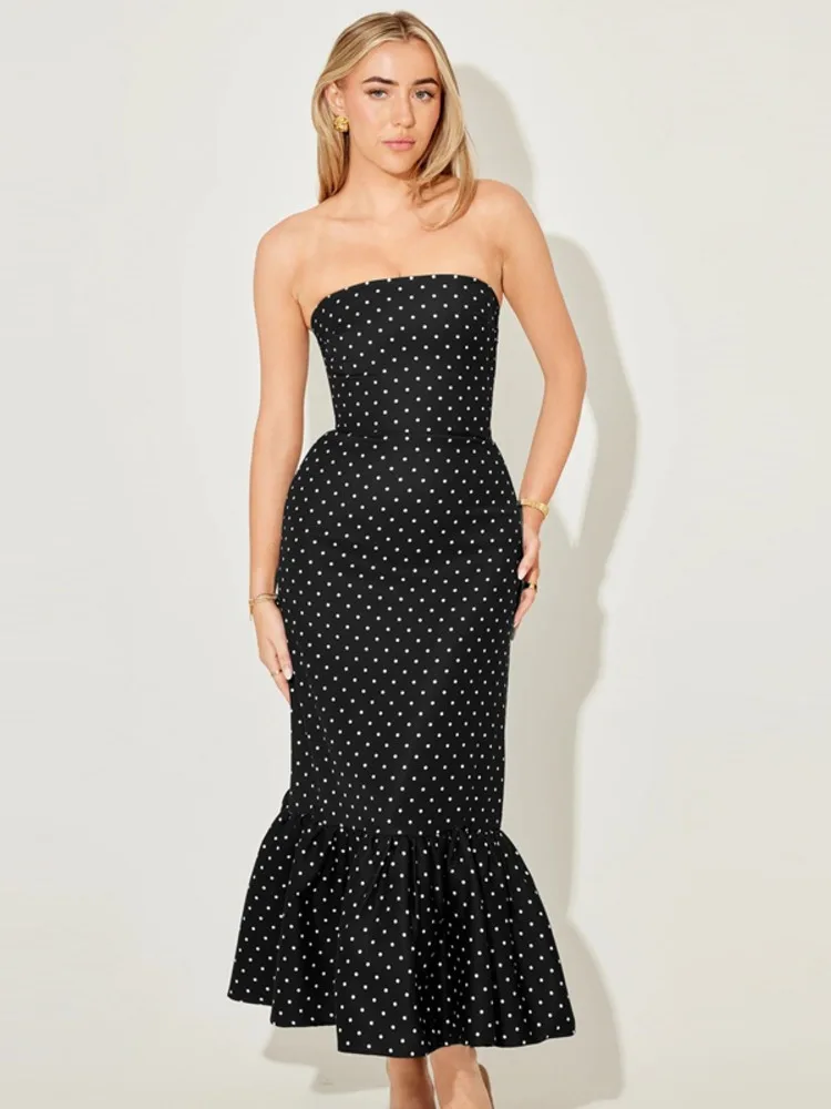 Mozision Polka Dot Off-shoulder Sexy Maxi Dress Women Fashion Strapless Sleeveless Backless Tiered Hem Bodycon Club Party Dress