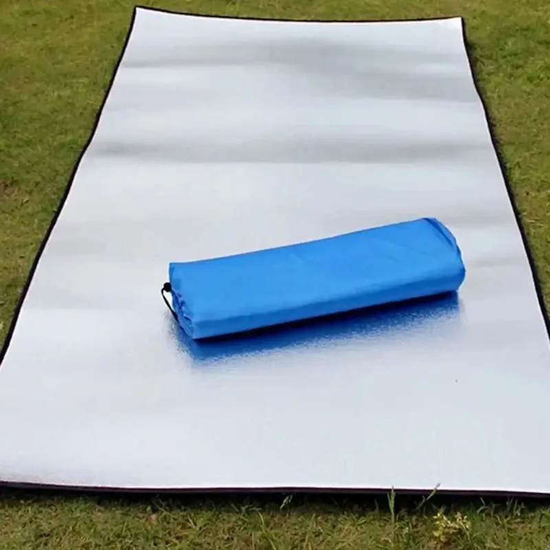 

Outdoor camping tents often use pearl cotton picnic mats, double-sided aluminum film moisture-proof mats