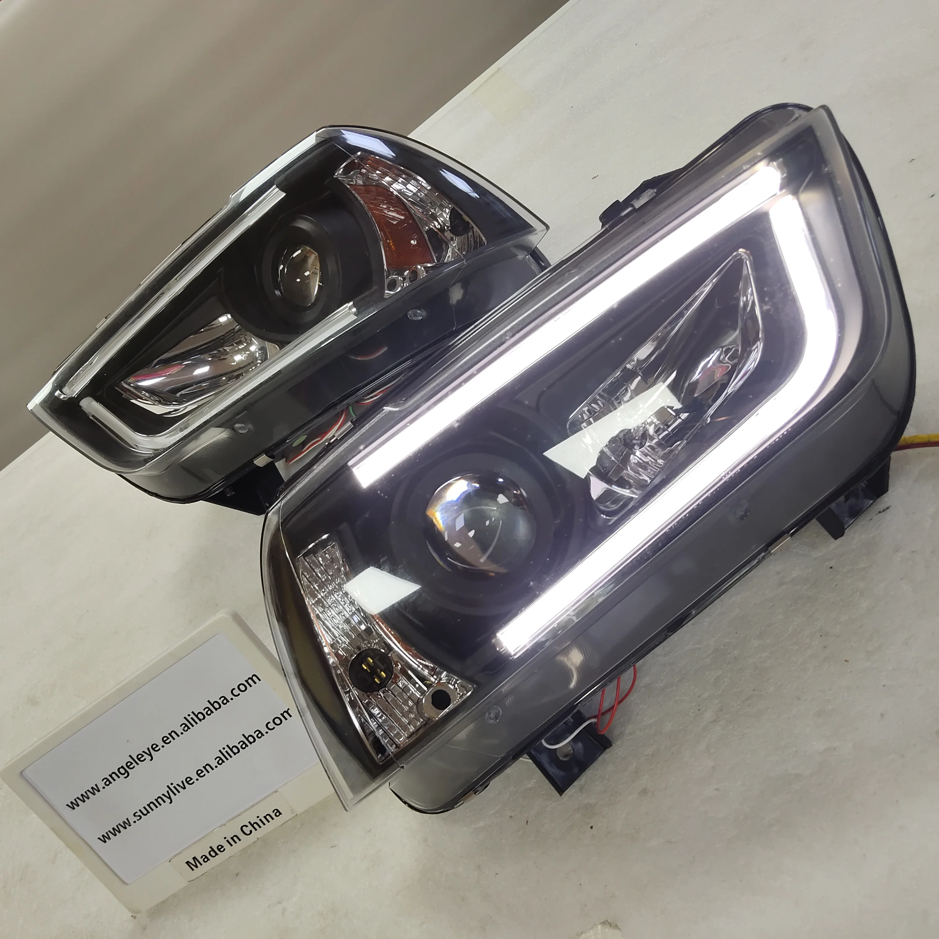 

For Dodge Charger LED Headlights LED Strip Head Lamps Black Housing 2011-2014 YZ