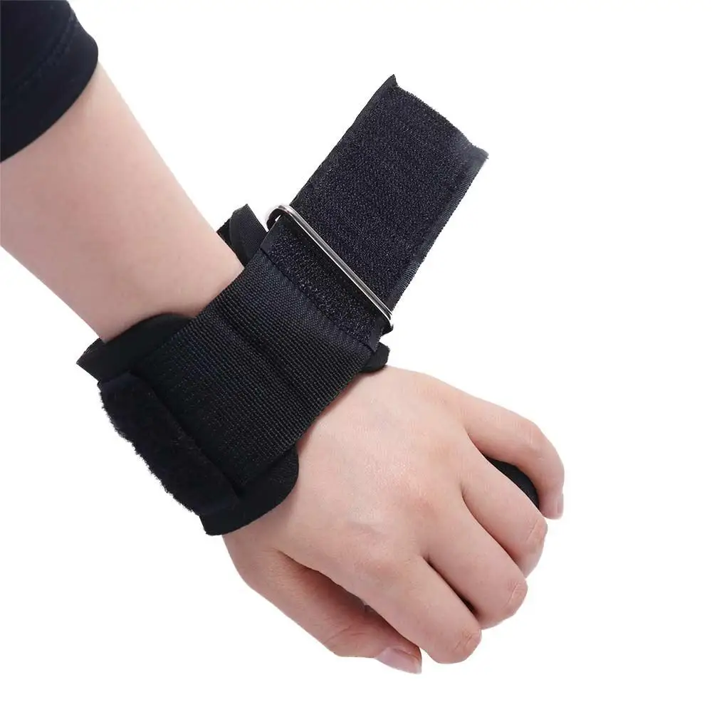 

1 PC/Pair Pull-up Weight Lifting Grip Hook Adjustable Black Auxiliary Power Wrist Guard Non-Slip With Hook