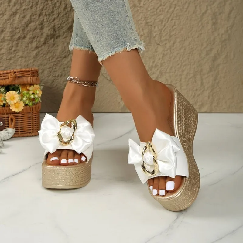 

Large Size Thick Heel Butterfly Knot Slippers Women's Fashion Metal Buckle Comfortable Slope Heel Sandals Platform Beach Shoes