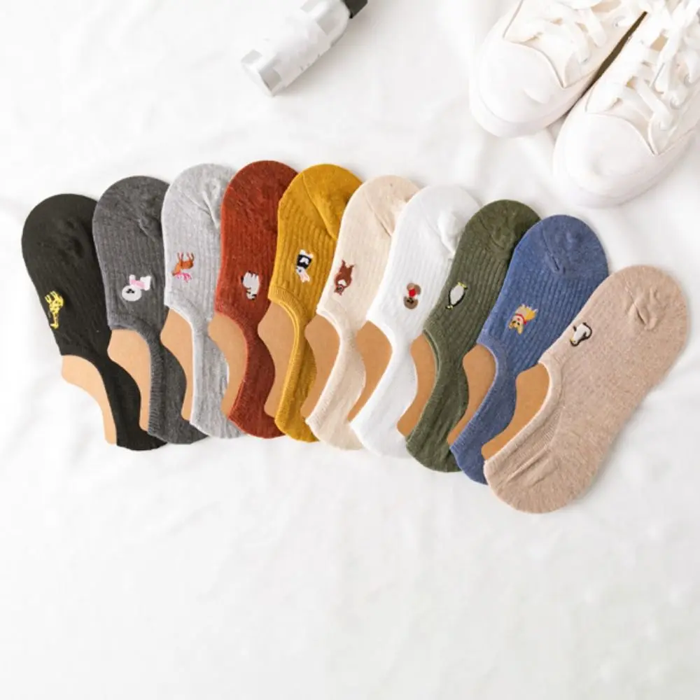 

10Pairs Fashion Cartoon Thin Boat Socks Embroidery Non-slip Rubber Sweet Short Socks Animal Hosiery Invisible Ankle Socks Girl